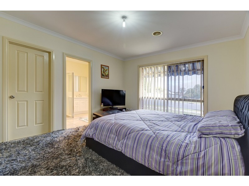 442 Douglas Road, Lavington NSW 2641