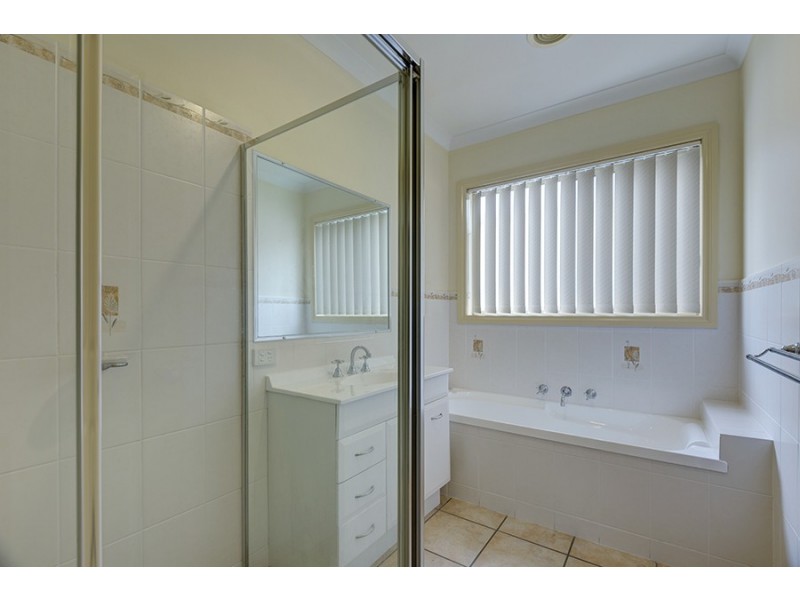 442 Douglas Road, Lavington NSW 2641