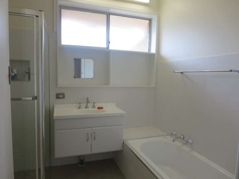 199 Kooba Street, North Albury NSW 2640