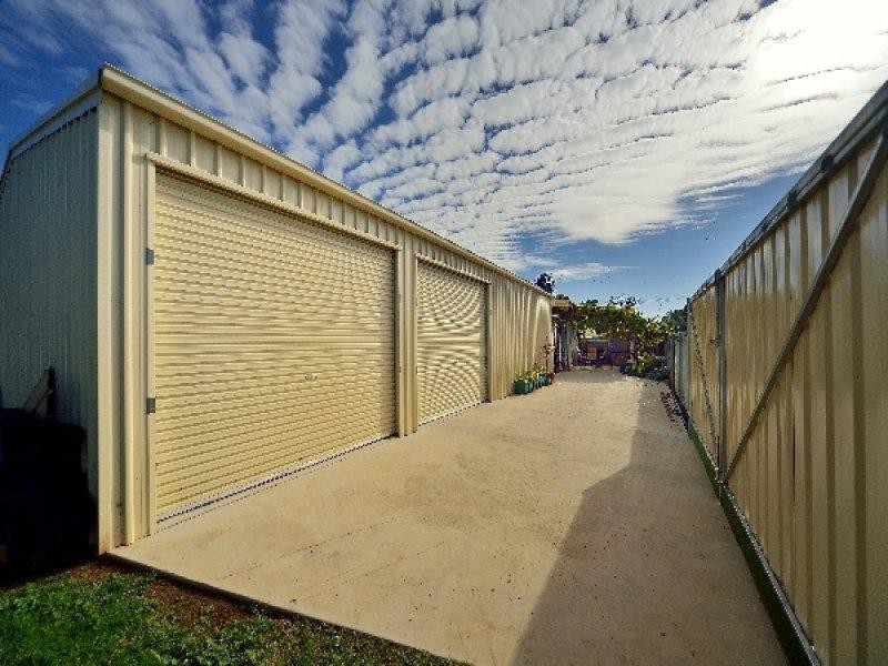 100 Kennedy Street, Howlong NSW 2643