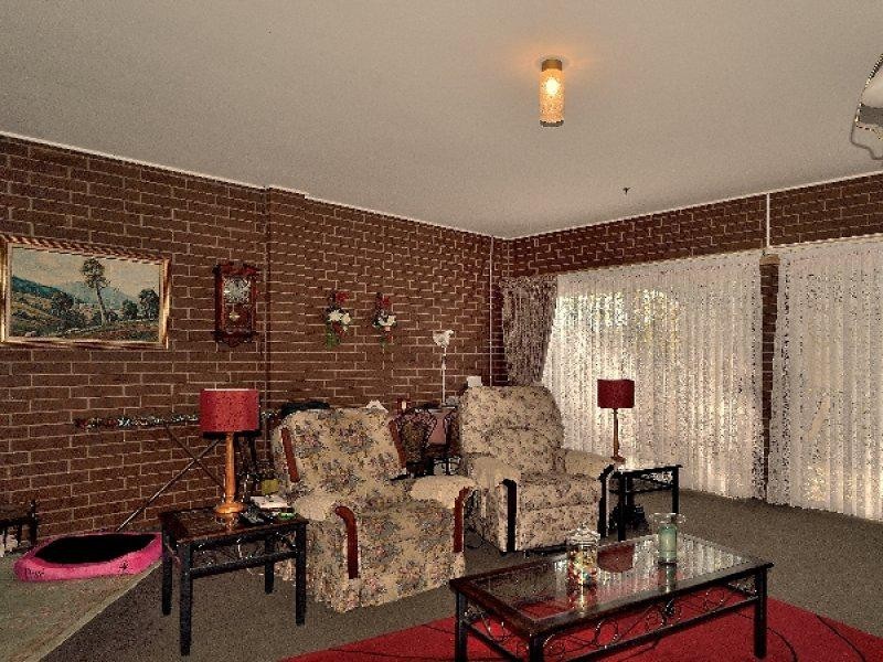 100 Kennedy Street, Howlong NSW 2643