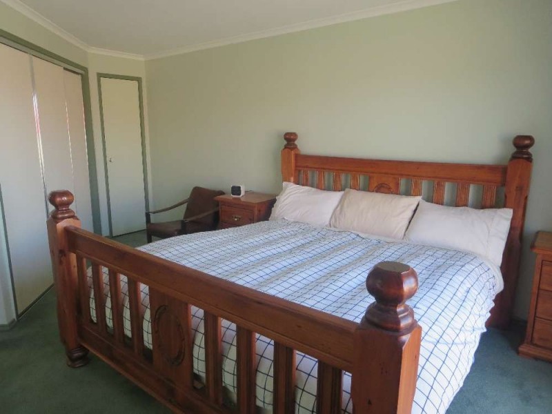 13 Cooper Close (aka 3/25 Harmer St), Glenroy NSW 2640