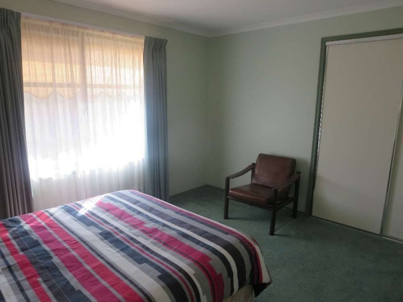 13 Cooper Close (aka 3/25 Harmer St), Glenroy NSW 2640