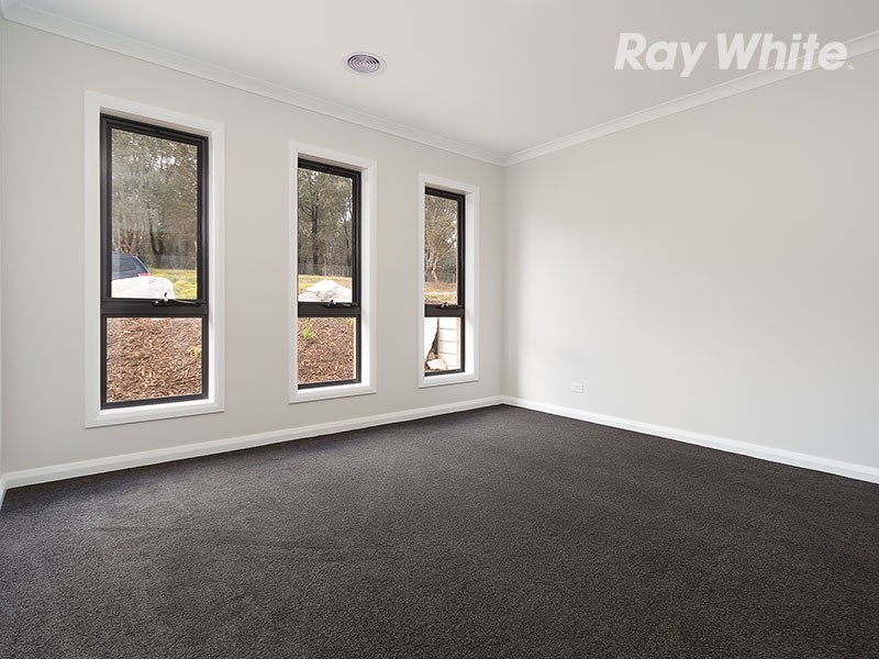 33 Forest Drive, Thurgoona NSW 2640