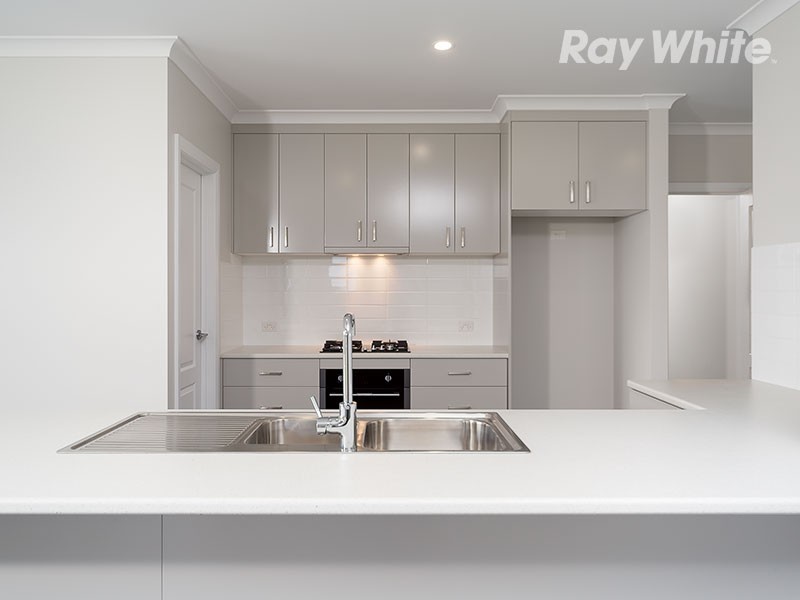 33 Forest Drive, Thurgoona NSW 2640