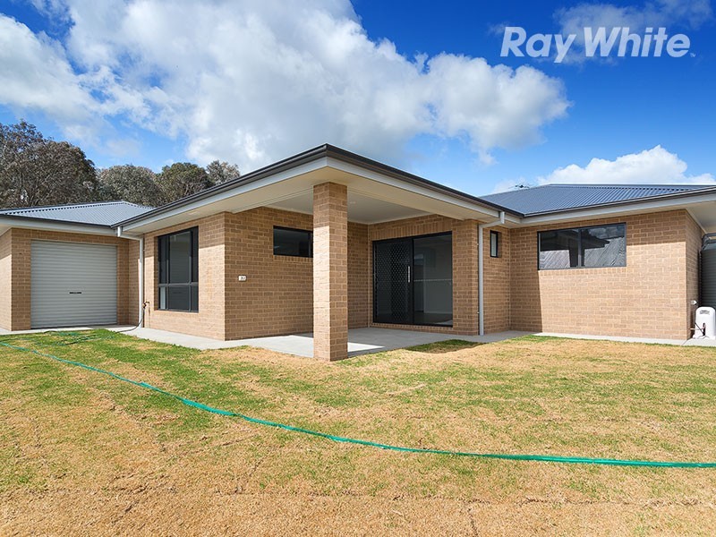 33 Forest Drive, Thurgoona NSW 2640