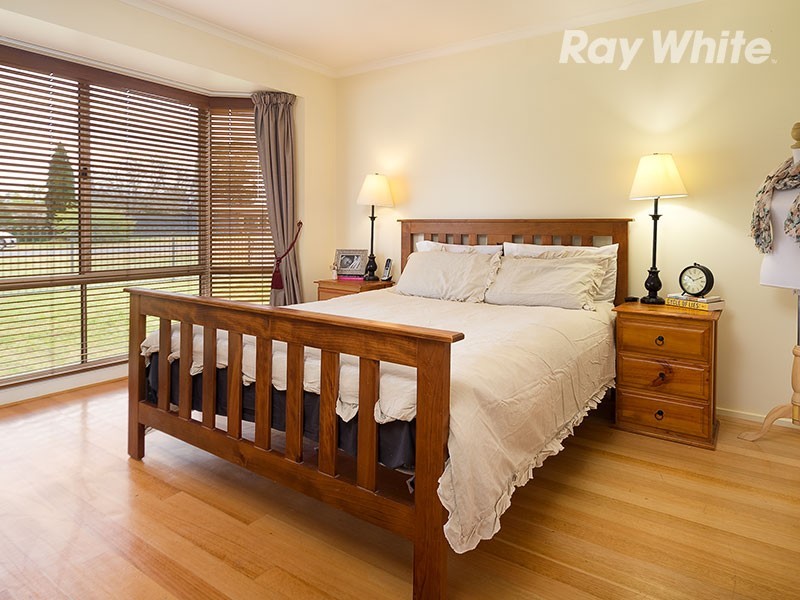 7 Hawkins Street, Howlong NSW 2643