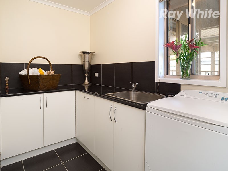 7 Hawkins Street, Howlong NSW 2643