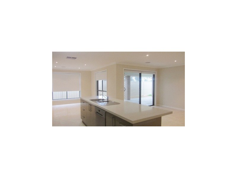 13 Pech Street, Jindera NSW 2642