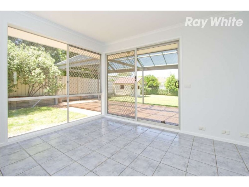 14 Cooper Close, Glenroy NSW 2640