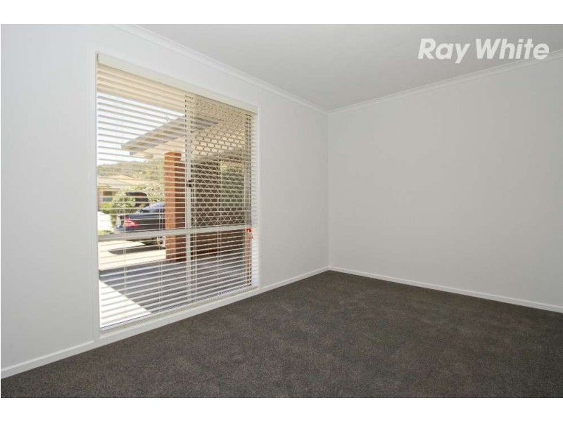 14 Cooper Close, Glenroy NSW 2640