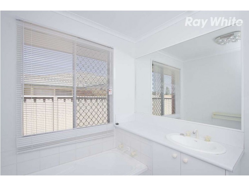 14 Cooper Close, Glenroy NSW 2640