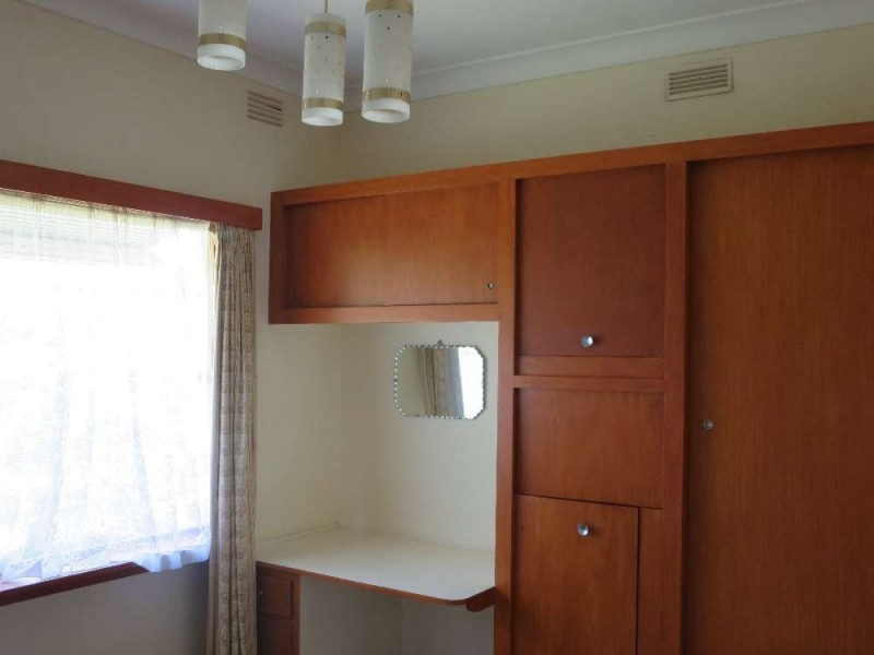 492 Ashford Street, Lavington NSW 2641