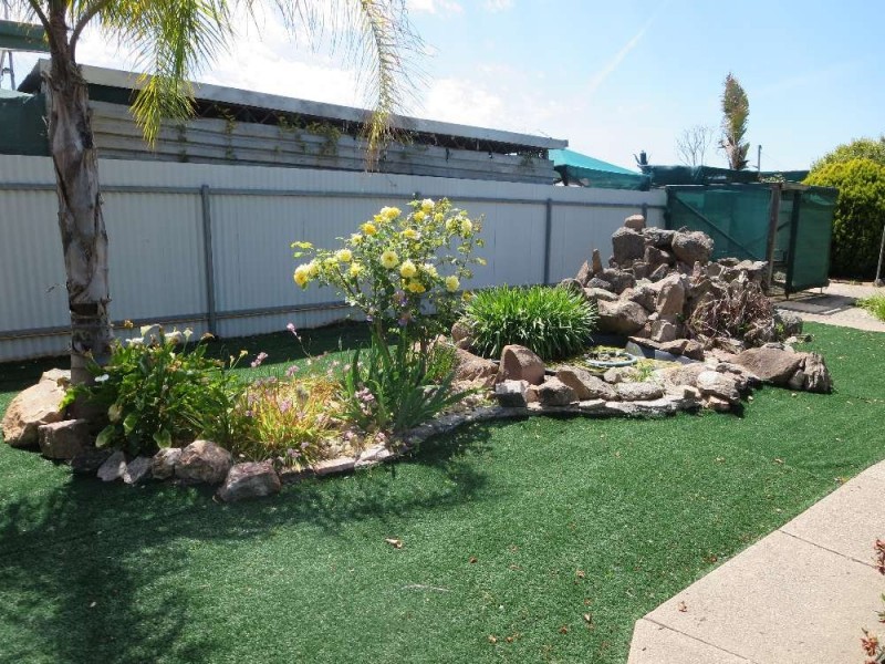 492 Ashford Street, Lavington NSW 2641