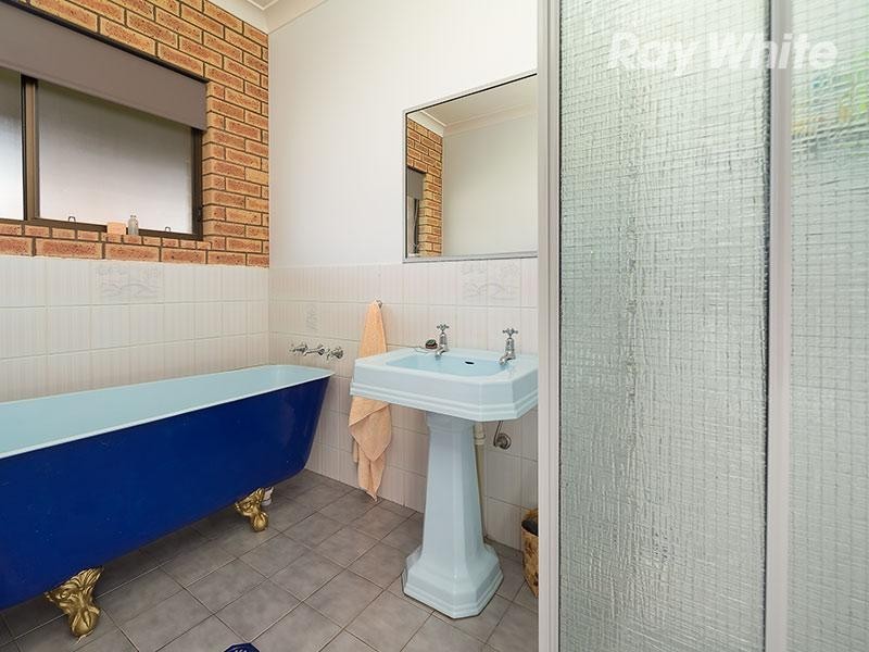 22-24 Pell Street, Howlong NSW 2643