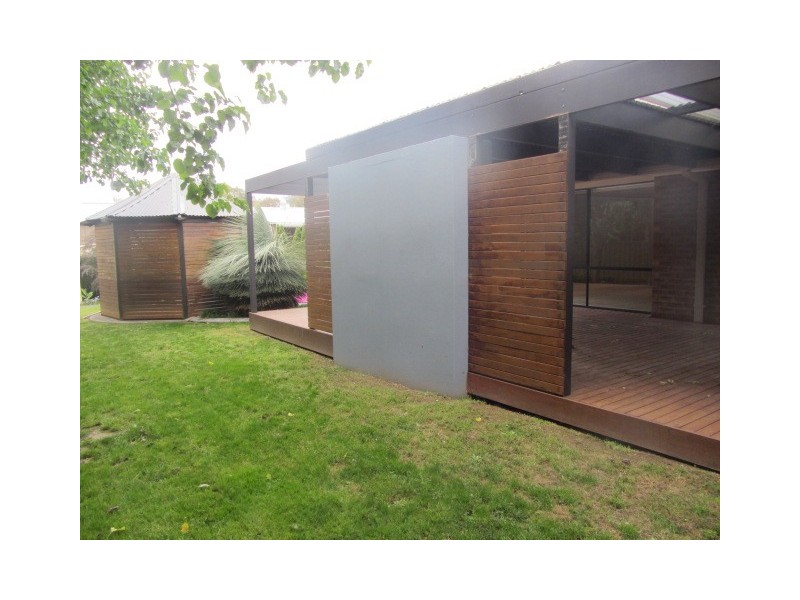 140 Mountford Crescent, East Albury NSW 2640