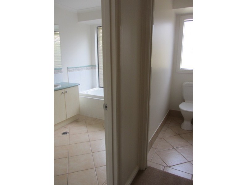 140 Mountford Crescent, East Albury NSW 2640