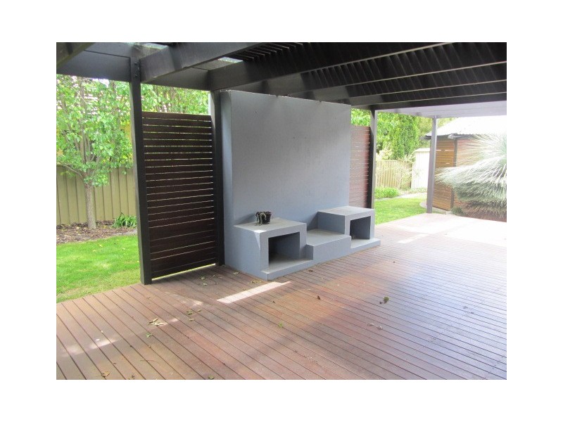 140 Mountford Crescent, East Albury NSW 2640