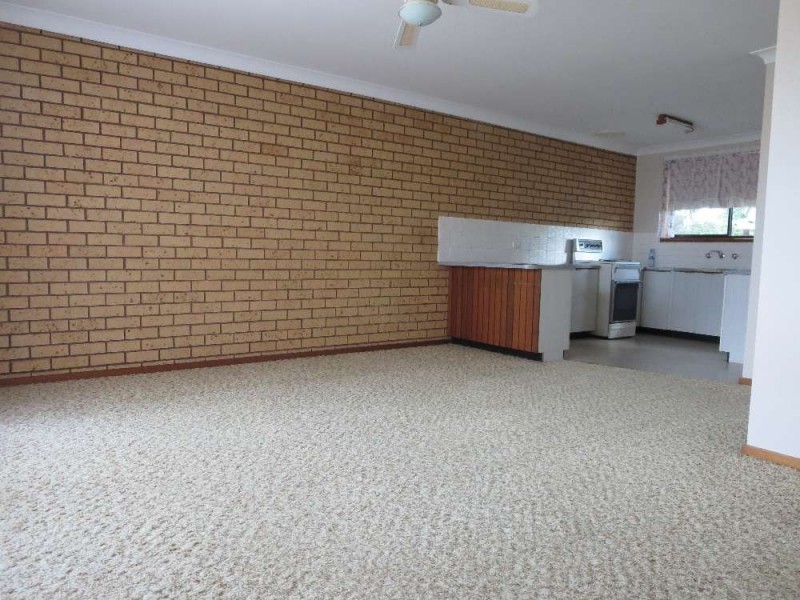 6/561 Woodbury Court, Lavington NSW 2641