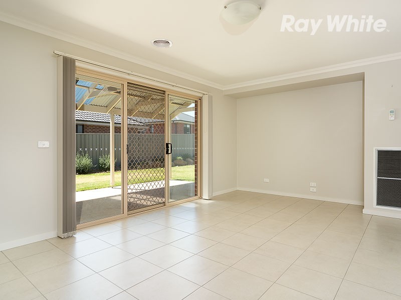 106 Ava Avenue, Thurgoona NSW 2640
