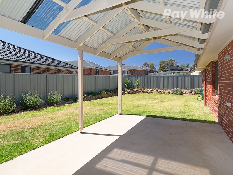 106 Ava Avenue, Thurgoona NSW 2640