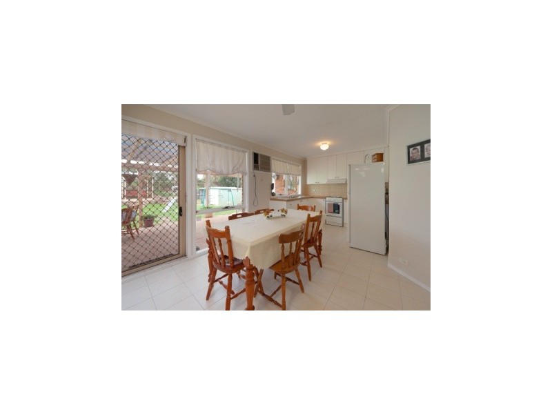 11 Daysdale Way, Thurgoona NSW 2640