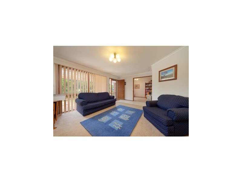 11 Daysdale Way, Thurgoona NSW 2640
