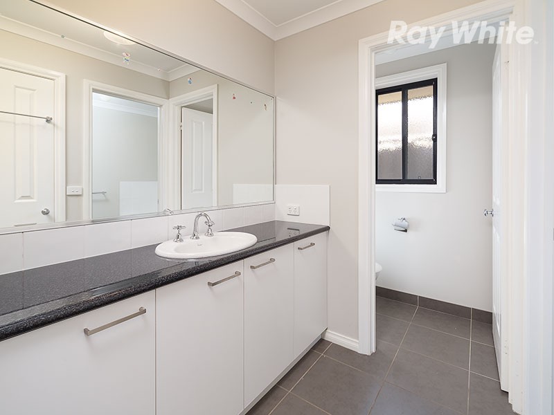 11 Firetail Street, Thurgoona NSW 2640