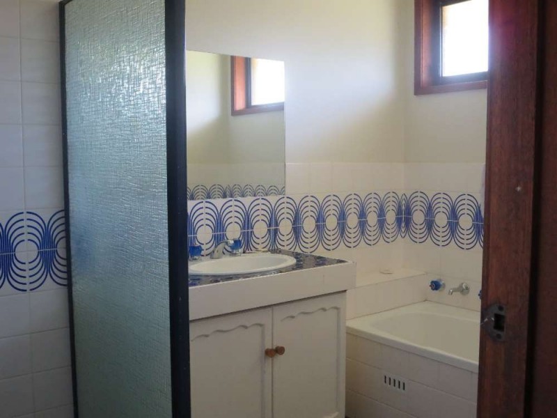 21 Sunwood Drive, Lavington NSW 2641