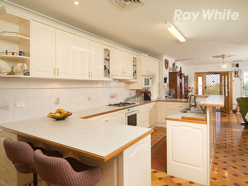 85 Michelle Avenue, Lavington NSW 2641