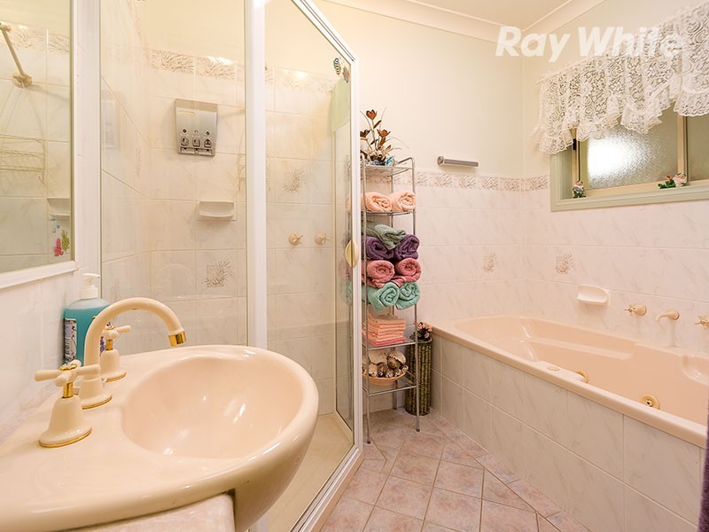 85 Michelle Avenue, Lavington NSW 2641