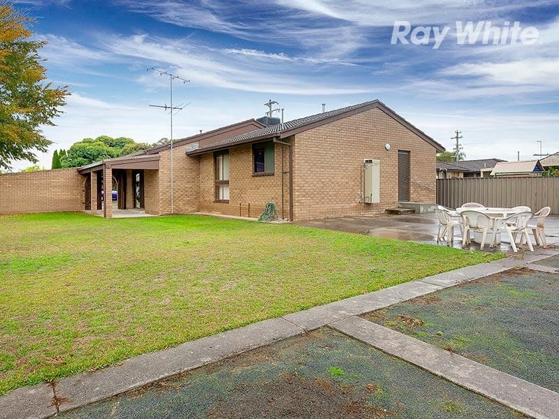359 Sandrina Drive, Lavington NSW 2641