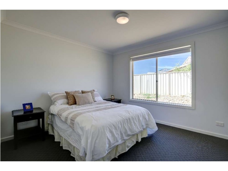 9/480 Wagga Road, Lavington NSW 2641