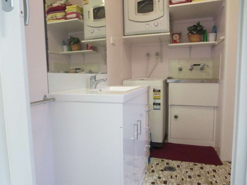 1/328 Eden Street, Lavington NSW 2641