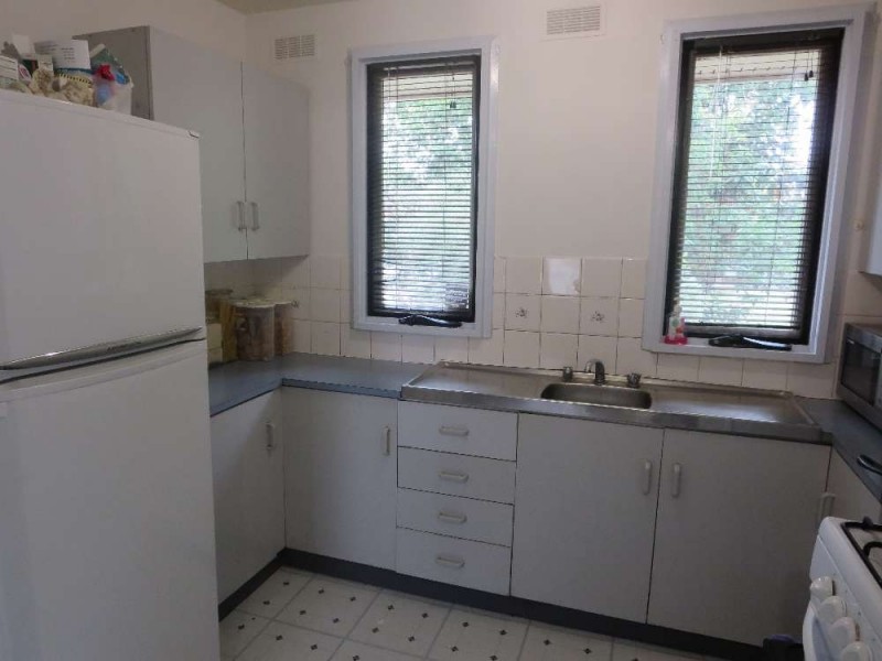 1 Garnet Place, Springdale Heights NSW 2641