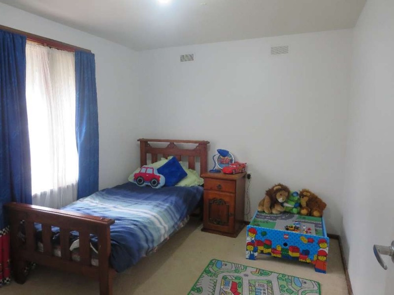 1 Garnet Place, Springdale Heights NSW 2641