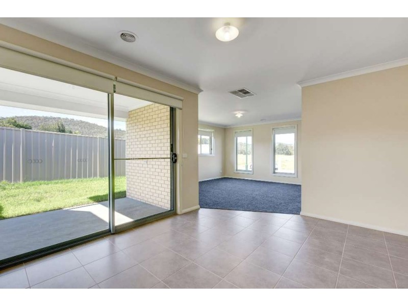 1/47 Hanrahan Street, Lavington NSW 2641