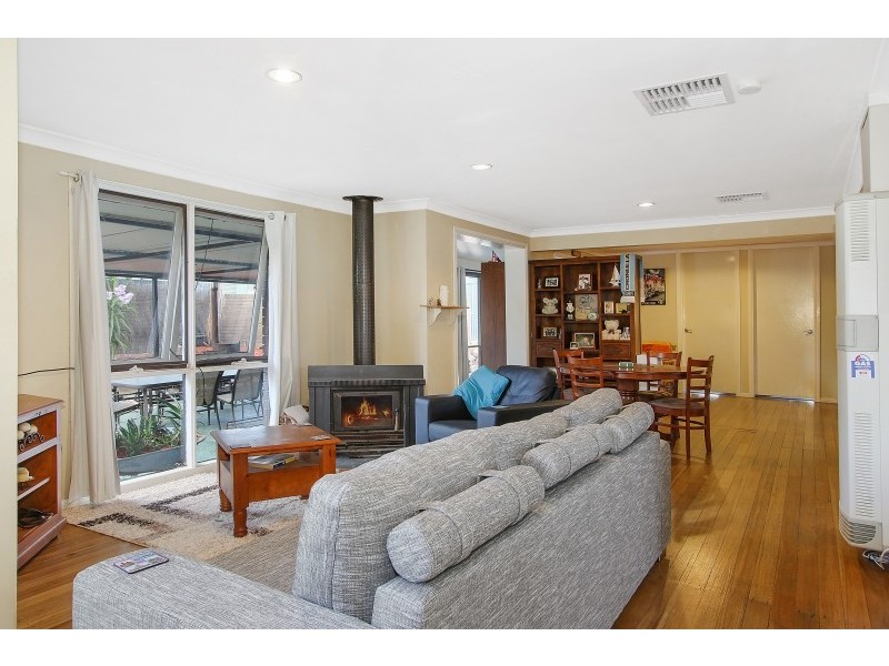 9 Arunta Place, Springdale Heights NSW 2641