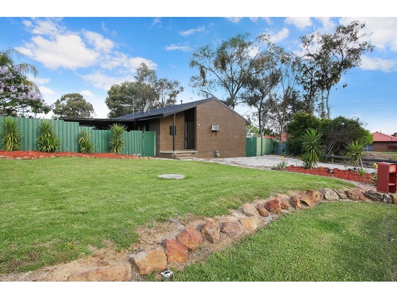 9 Arunta Place, Springdale Heights NSW 2641