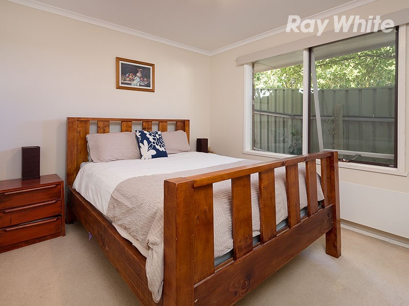 332 Tracy Street, Lavington NSW 2641