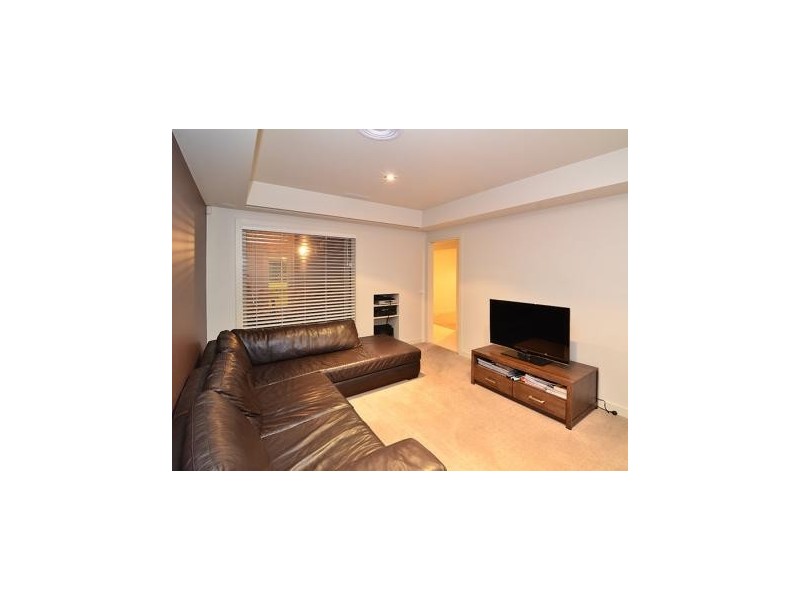 2/67 Rivergum Drive, East Albury NSW 2640