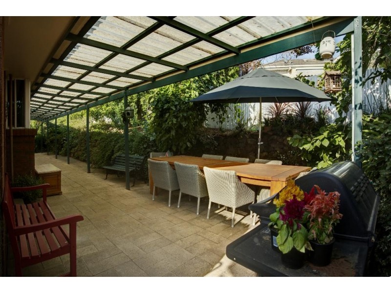 5 Mary Court, Lavington NSW 2641