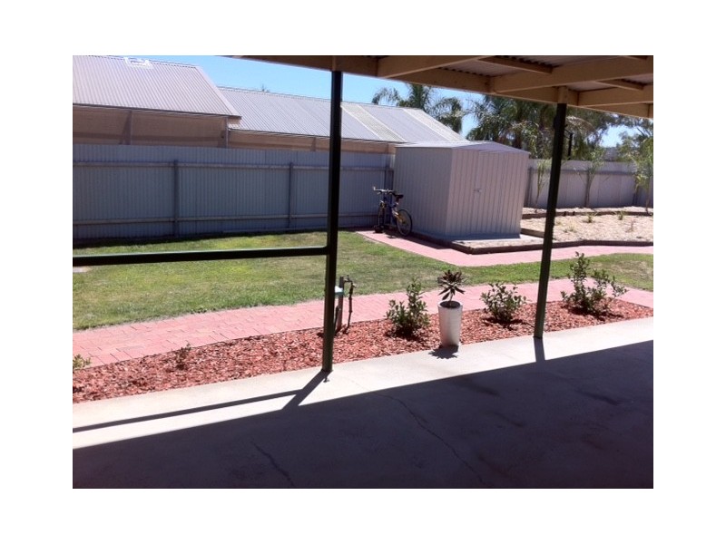 41 Saville  Avenue, Lavington NSW 2641