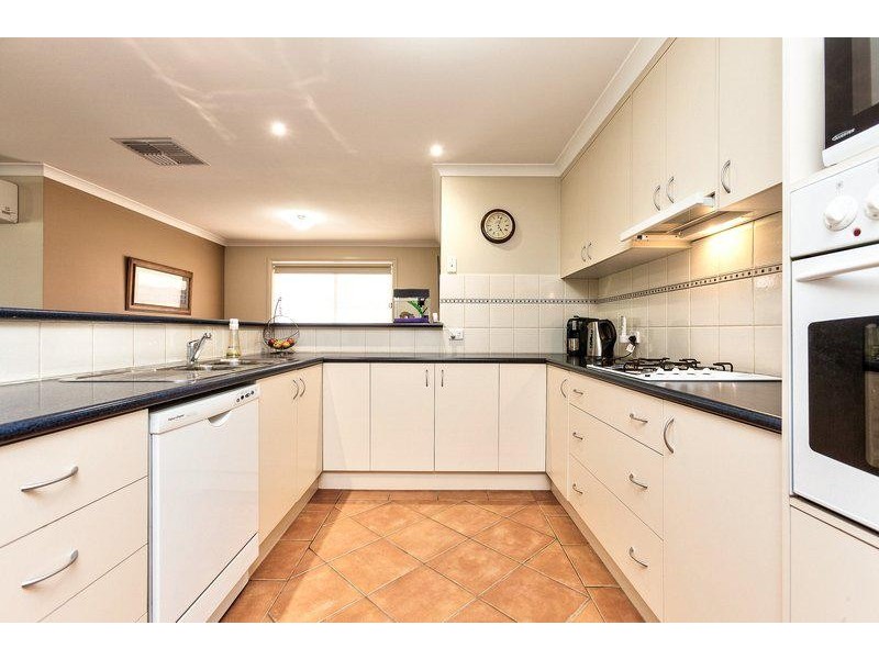 59 Mountain View Drive, Lavington NSW 2641