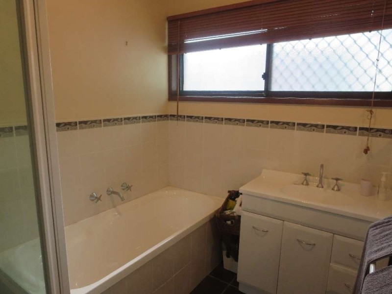48 Buffalo Crescent, Thurgoona NSW 2640