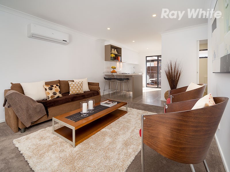 2/451 Ainslie Avenue, Lavington NSW 2641