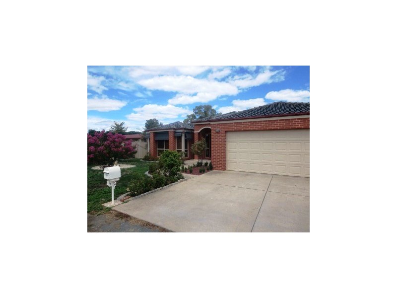 170 Golfclub Drive, Howlong NSW 2643