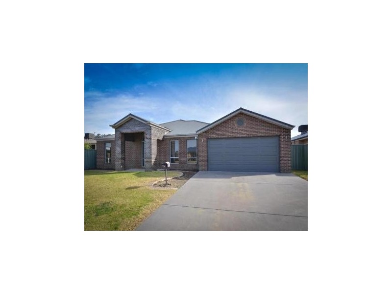 103 Rivergum Drive, East Albury NSW 2640