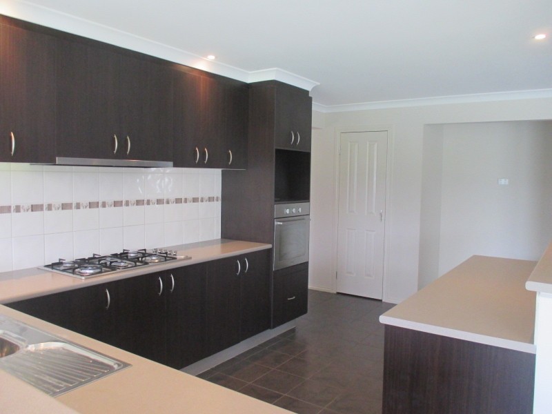 103 Rivergum Drive, East Albury NSW 2640