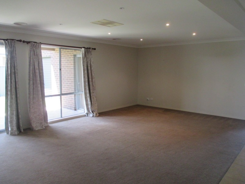 103 Rivergum Drive, East Albury NSW 2640